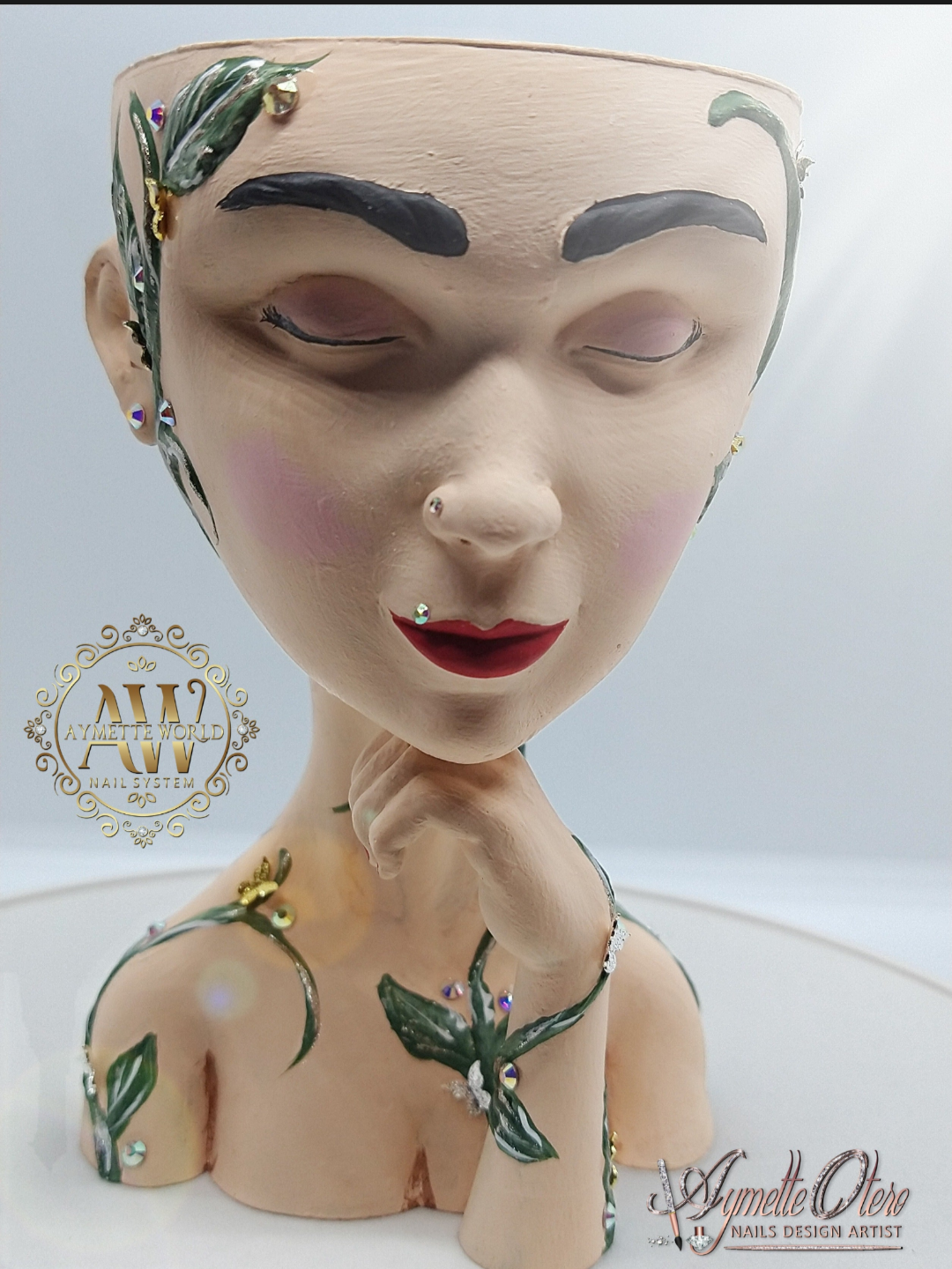 Resin Dolls 🎎                 Muñecas de resina