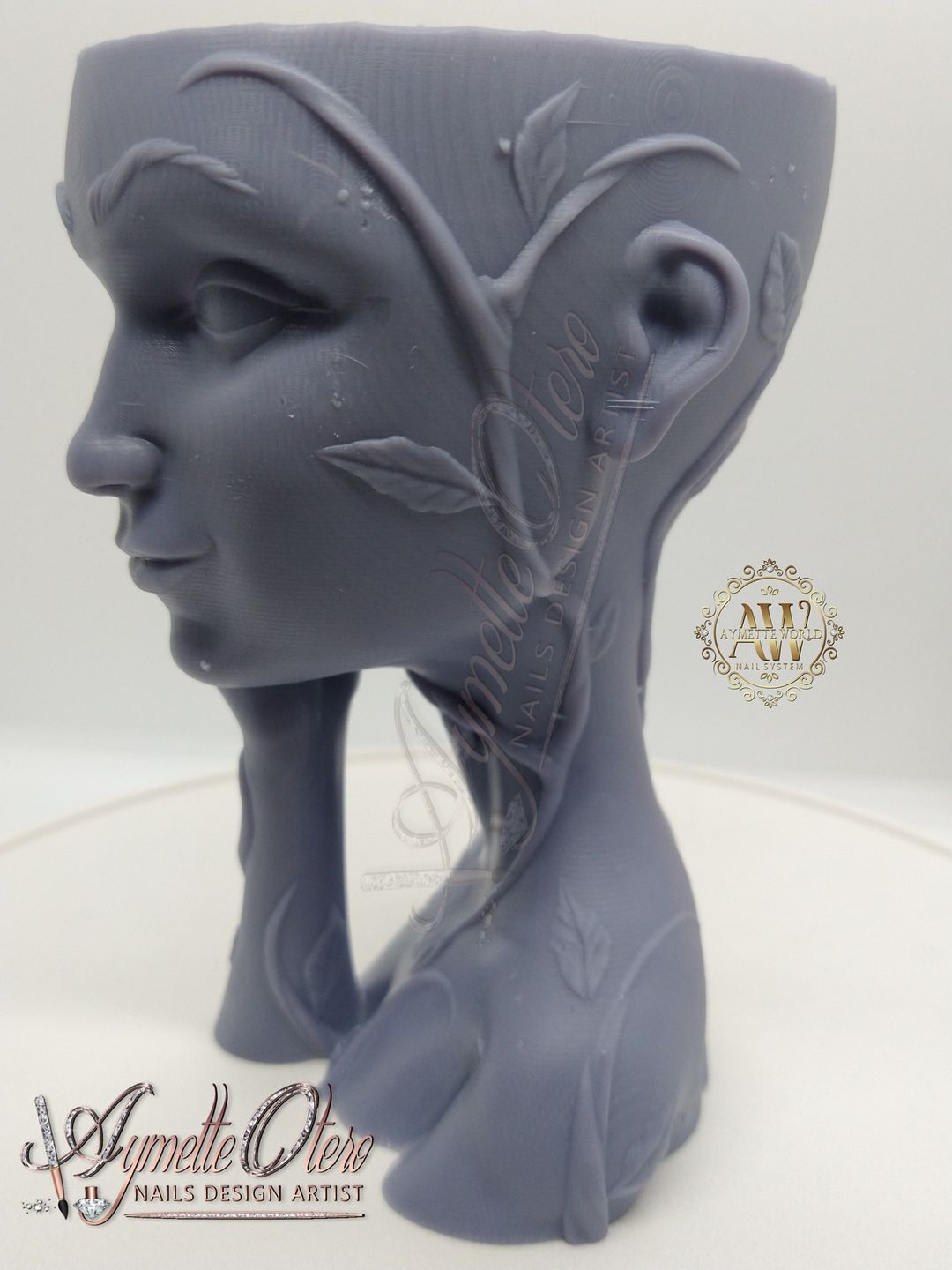 Resin Dolls 🎎                 Muñecas de resina